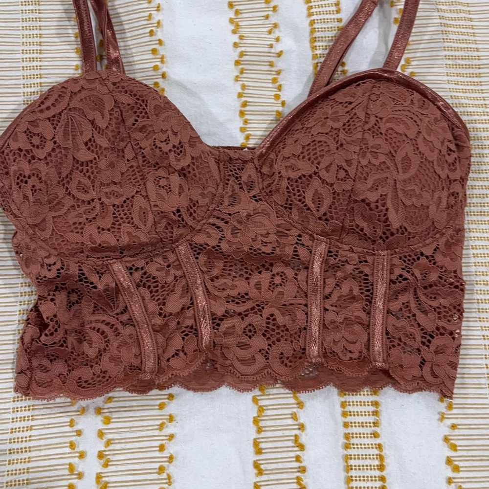Lace Bralette in rose